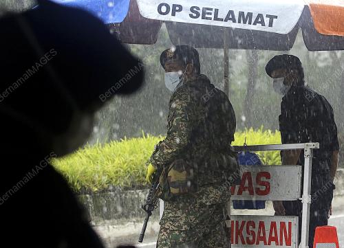ANGGOTA PDRM DAN ATM TETAP BERKAWAL