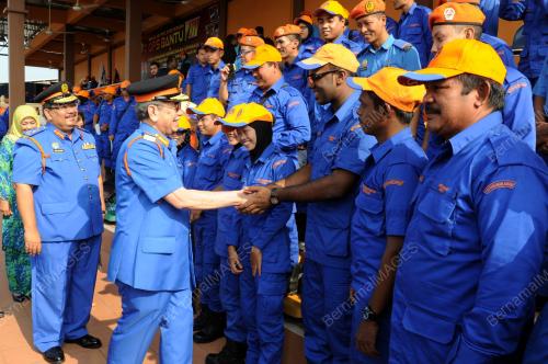 DATUK DR WAN JUNAIDI TUANKU JAAFAR