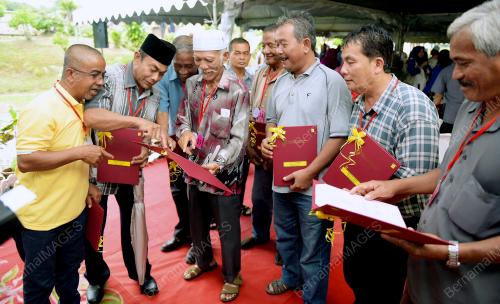 NS05_24012017_MOHAMAD_HAKMILIK