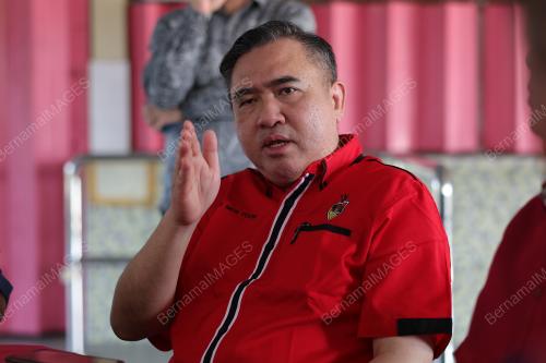 ANTHONY LOKE