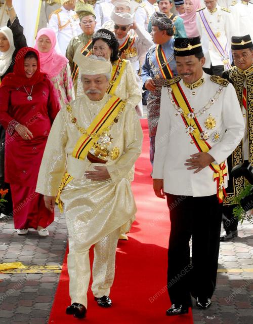 TUANKU MUHRIZ IBNI ALMARHUM TUANKU MUNAWIR