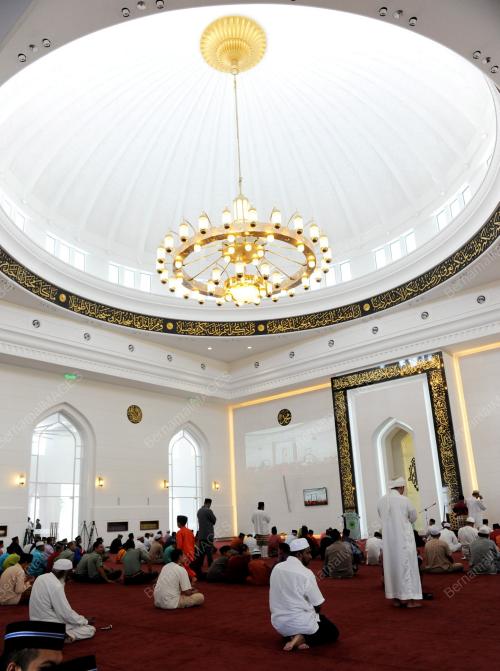 NS05_24102014_MASJID_HUSSAIN