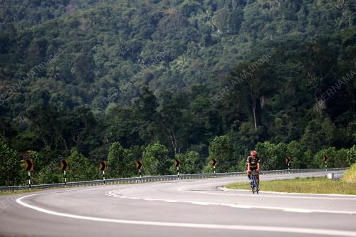 LEBUHRAYA TEMIANG - PANTAI