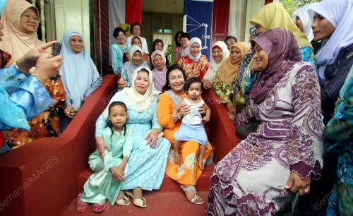 ROSMAH MANSOR