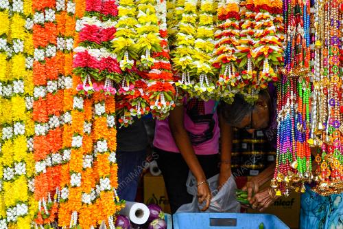 PERSIAPAN SAMBUTAN DEEPAVALI