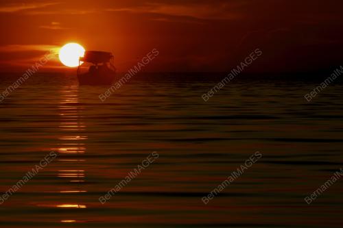 PEMANDANGAN MATAHARI TERBENAM DI PORT DICKSON