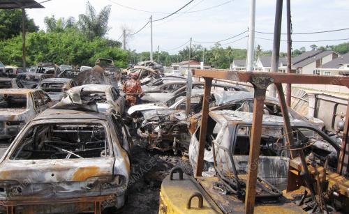 NS05_29052016_TERBAKAR
