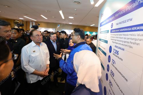 DATUK SERI ANWAR IBRAHIM