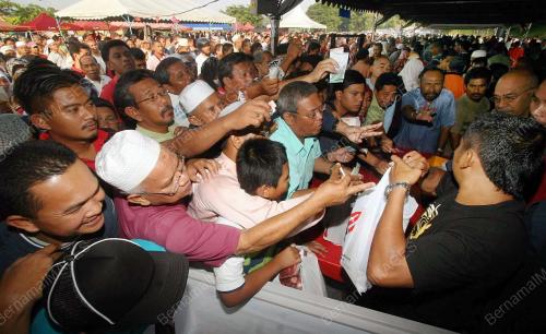 PESTA MANTAI