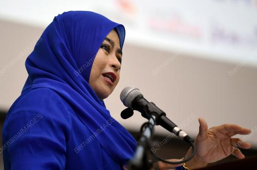 DATUK SERI DR NORAINI AHMAD