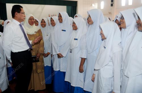 NS06_02012013_SEKOLAH