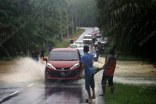 BENCANA BANJIR DI GEMAS