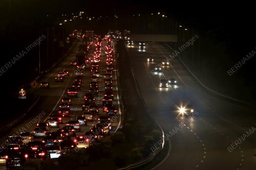 ALIRAN TRAFIK LEBUHRAYA UTARA-SELATAN