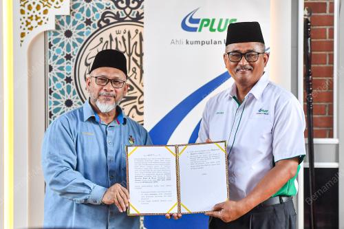 FAUDZINAIM BADARUDDIN