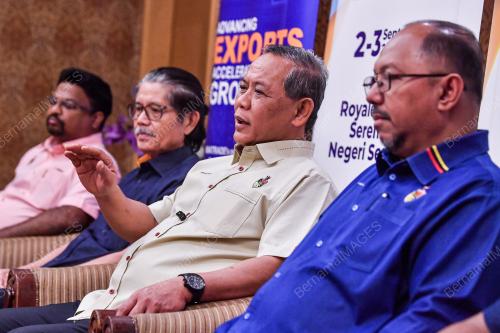 DATUK SERI AMINUDDIN HARUN