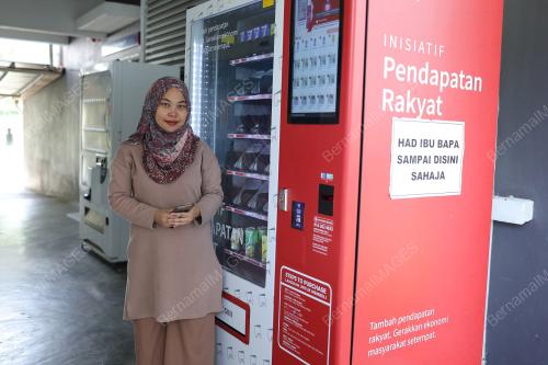 NELLA DEWI HENDRIK SAPOAN
