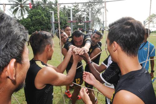 NS06_03112016_HARIMAU_MALAYSIA