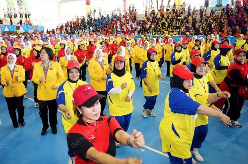 ROSMAH MANSOR