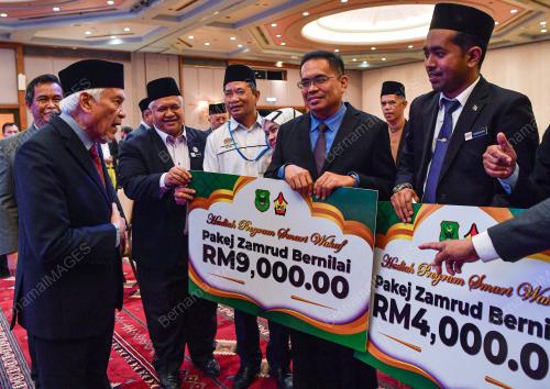 DATUK SERI DR ABDUL AZIZ SHEIKH ABDUL KADIR