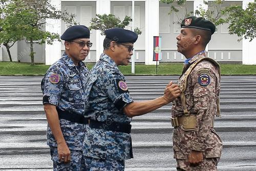 LEFTENAN JENERAL DATUK INDERA YAZID ARSHAD