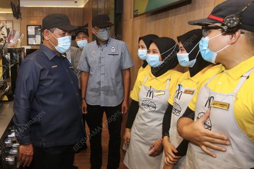 DATUK SERI AMINUDDIN HARUN