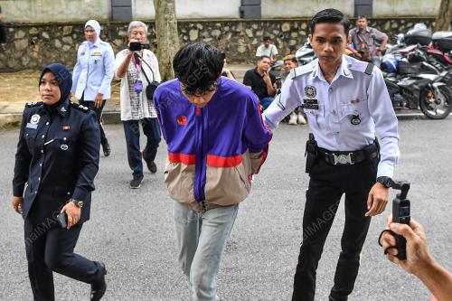 KES MAHKAMAH