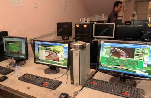 KOMPUTER JUDI ONLINE