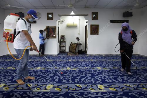 GOTONG-ROYONG SEMPENA MENYAMBUT BULAN RAMADAN