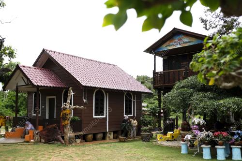 HOMESTAY D'PELANDOK BEST KAMPUNG TELOK PELANDOK
