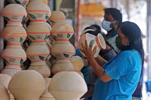 PERSIAPAN PERAYAAN PONGGAL