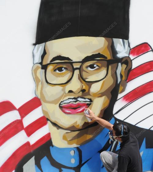 NS06_11092012_SHAFIE_MARA