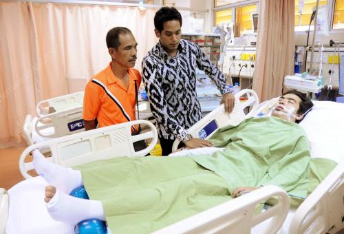 NS06_11122014_KHAIRY_LAWAT