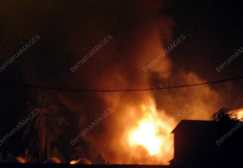 LORI TANGKI TERBAKAR