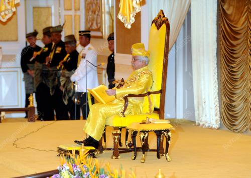 NS06_14012016_TUANKU_MUHRIZ