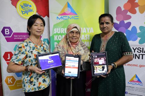 PROGRAM MEMPERKASA WARGA EMAS