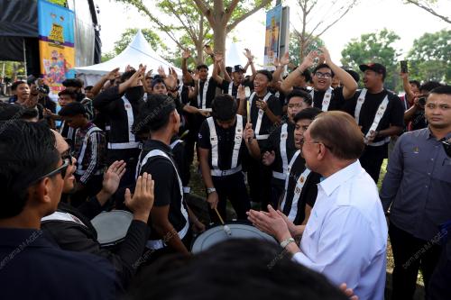 DATUK SERI ANWAR IBRAHIM