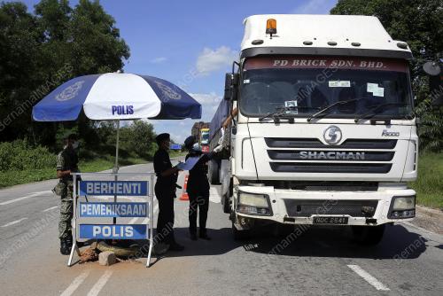SEKATAN JALAN RAYA RENTAS NEGERI