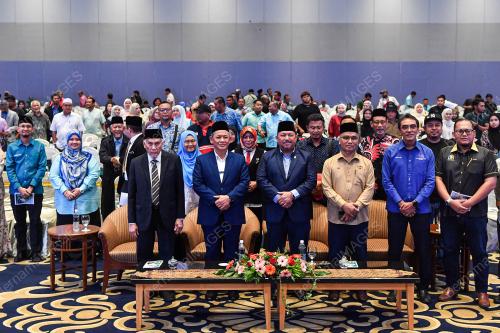 DATUK SERI AMINUDDIN HARUN