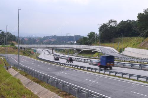 NS06_24042018_MB_PERSIMPANGAN_BERTINGKAT