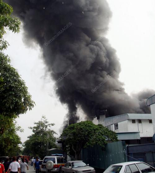 KILANG TERBAKAR