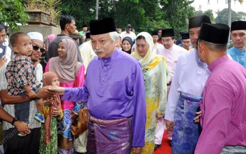 NS06_25072015_RUMAH_TERBUKA