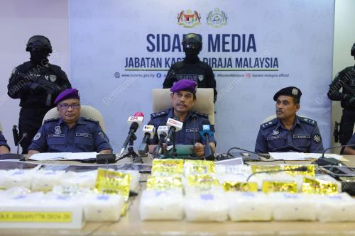 DATUK SAZALI MOHAMAD