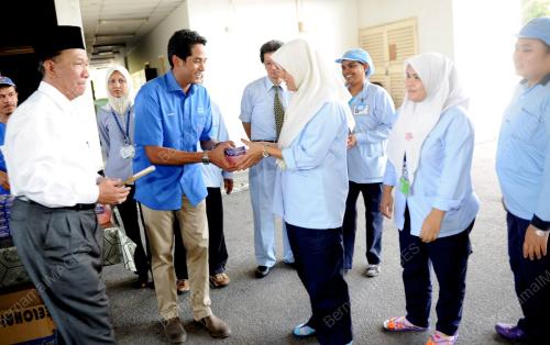 NS06_26072012_KHAIRY_IHYA