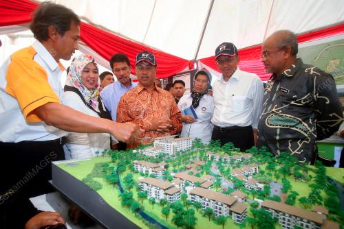 MUHYIDDIN YASSIN