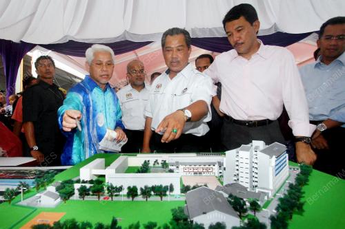 MUHYIDDIN YASSIN