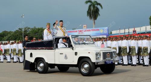 DATUK SERI MOHD NAJIB TUN ABDUL RAZAK