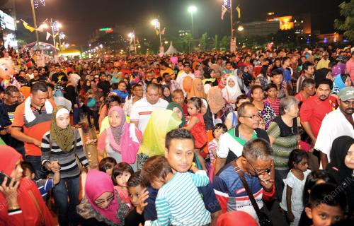 NS06_31082015_AMBANG_MERDEKA