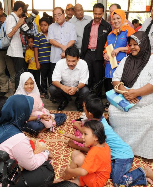 NS07_01022011_MOHAMAD_BANJIR