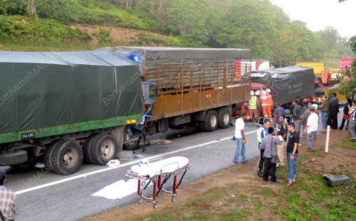 NS07_01042015_KEMALANGAN_MAUT