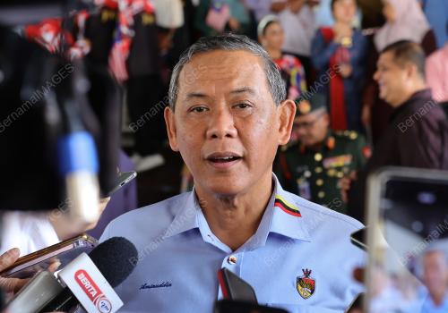 DATUK SERI AMINUDDIN HARUN 